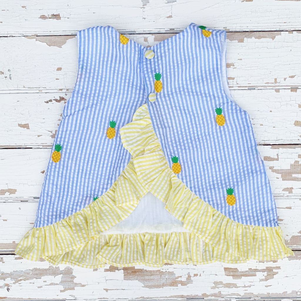 Ruffled Swing Back Pineapple Top